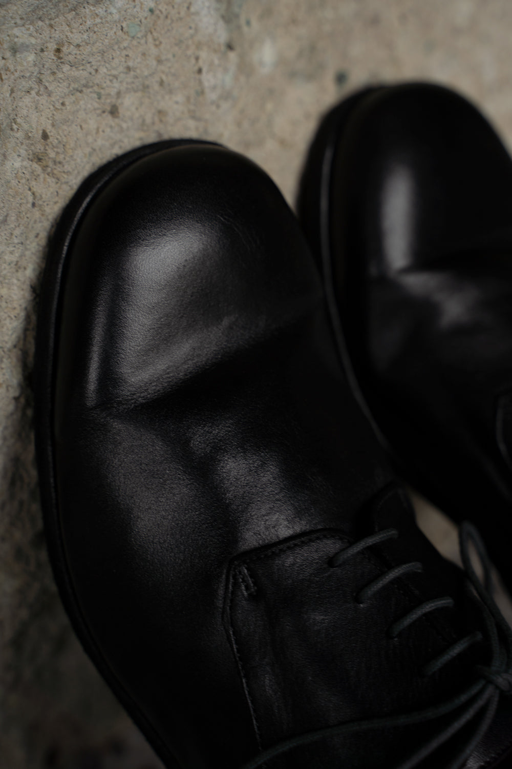【ラスト1点】Stone Derby-Garment Dye Zeolite Cowhide（BLACK）