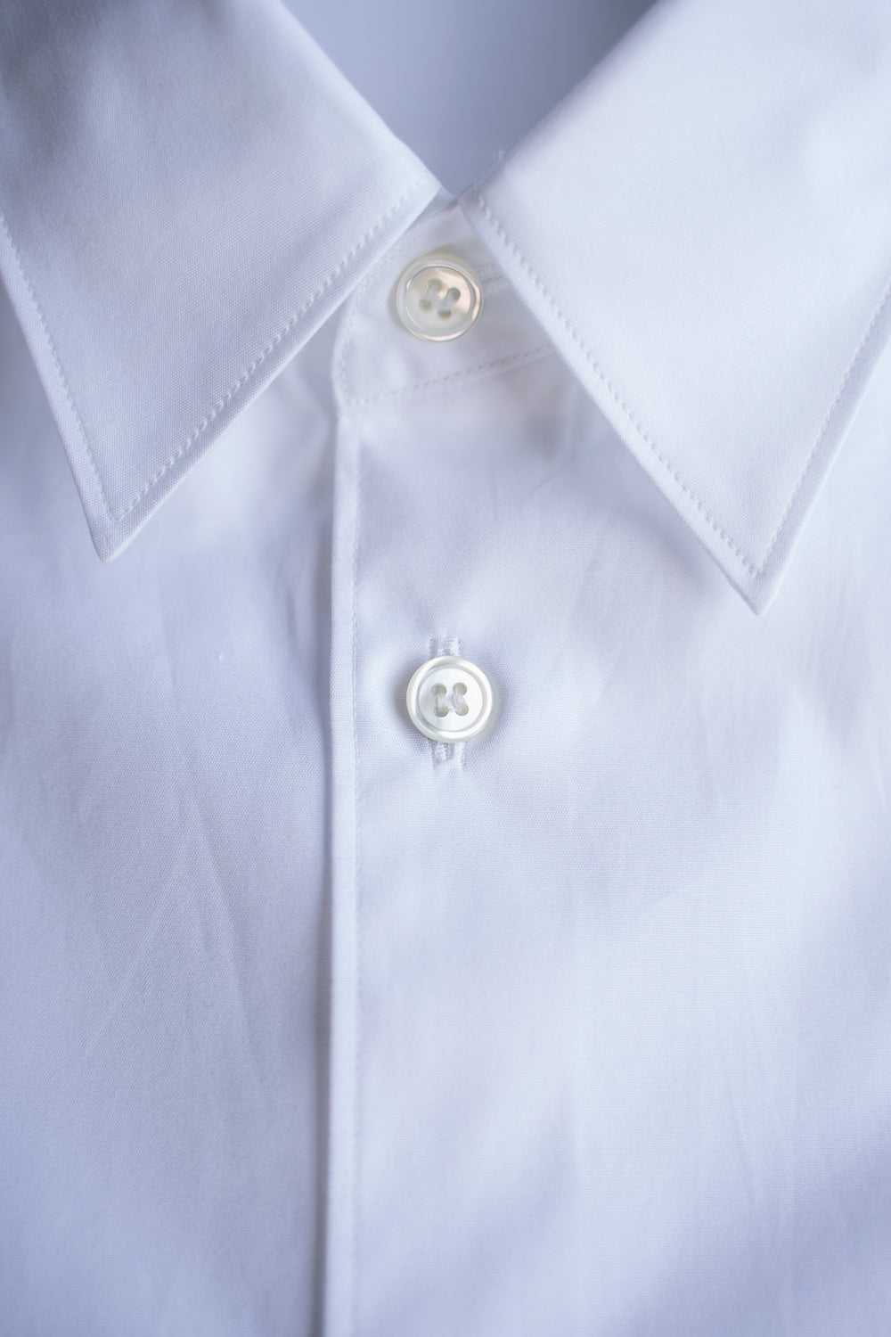 SH01B ボックスレギュラー半袖シャツ（WHITE）