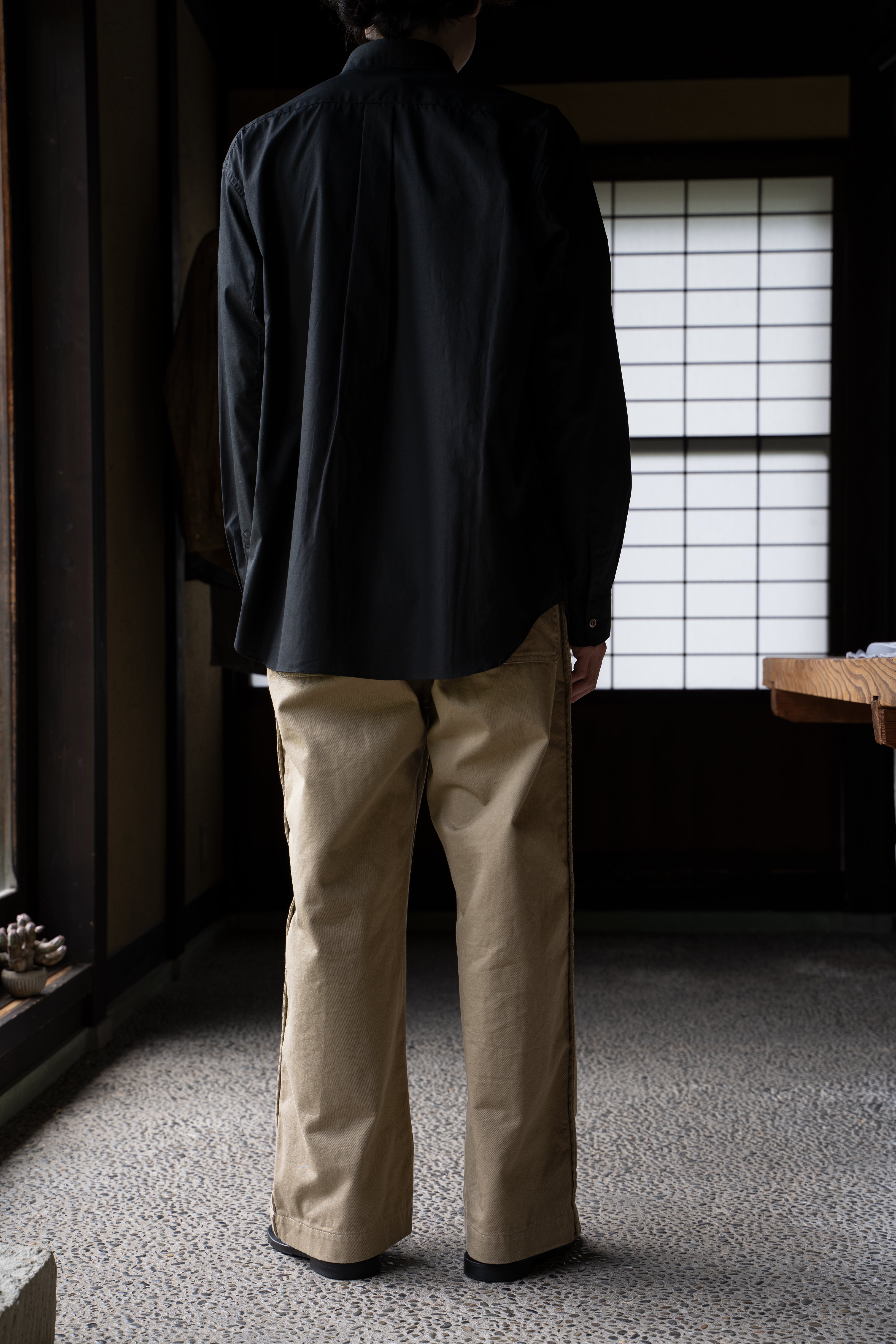【ラスト1点】SH01B ブロードボックスレギュラーカラーシャツ（BLACK）