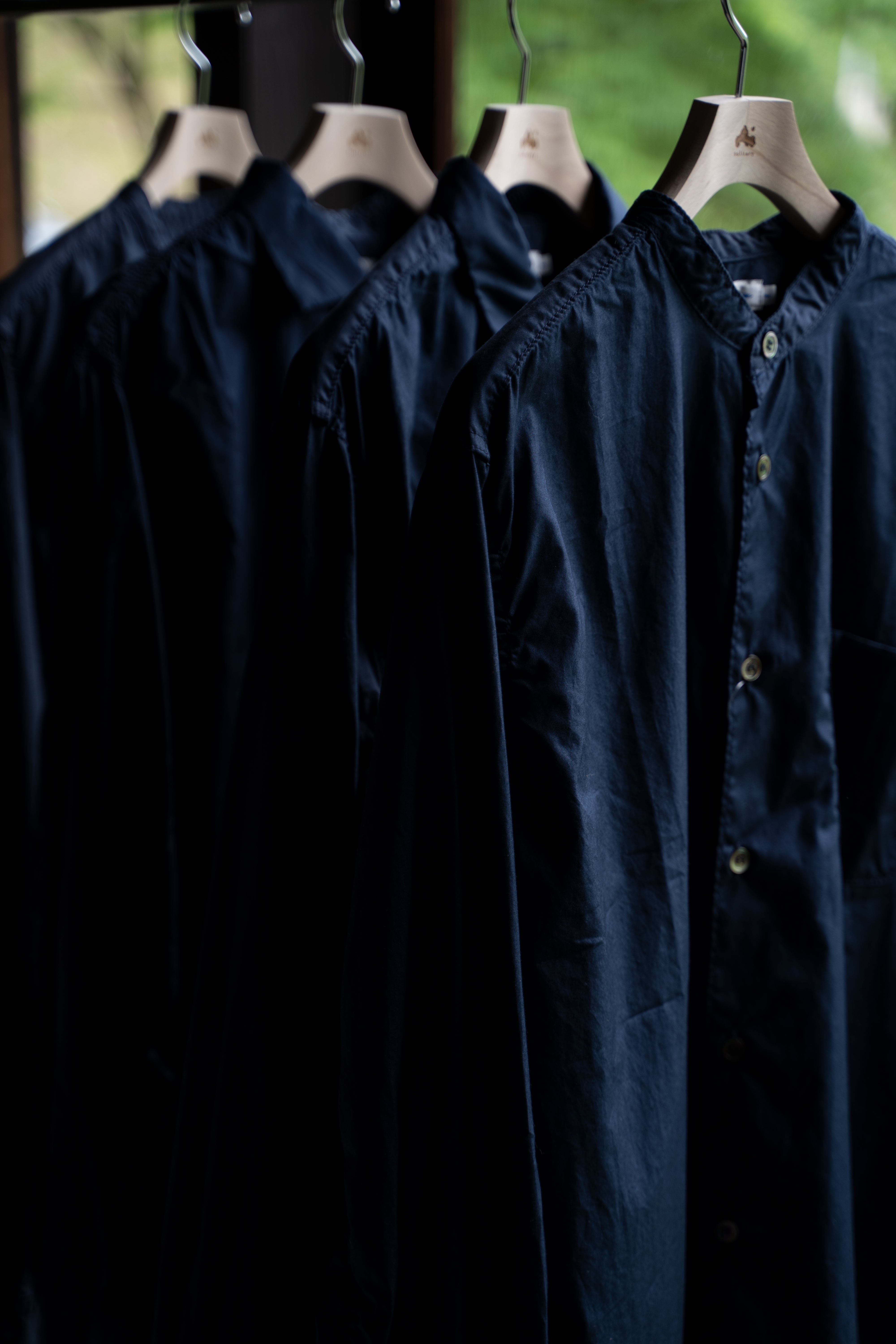 【ラスト1点】SH06S 長丈２本針スタンドカラーシャツ（NAVY）