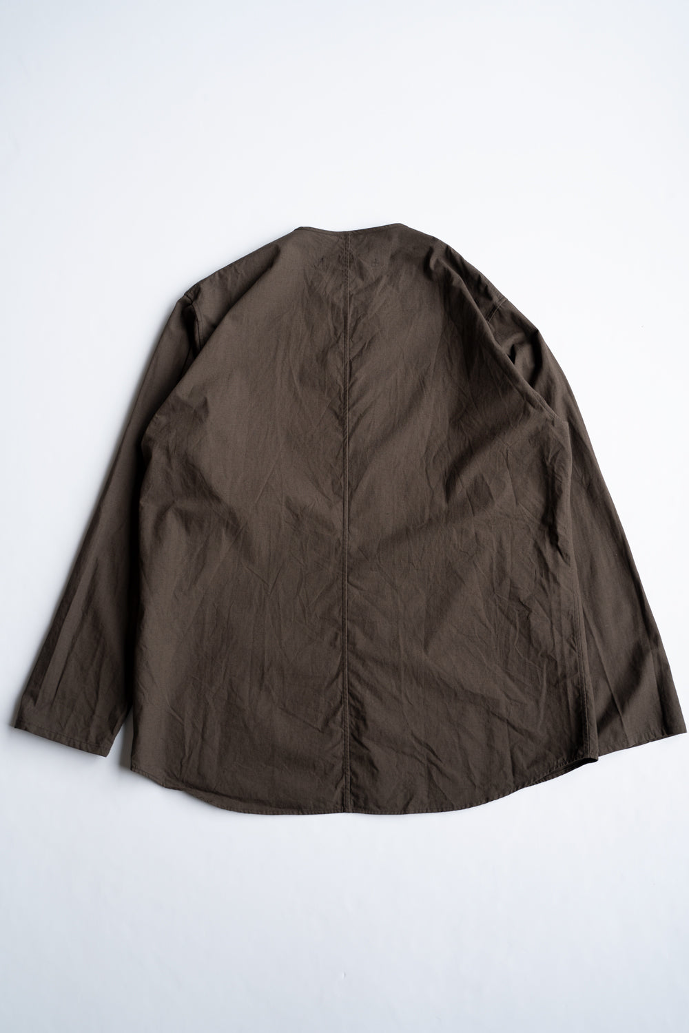【ラスト1点】Hard Twist Yarn Horse Cloth Collarless Shirt/ハードツイストヤーンホースクロスカラーレスシャツ（DARK BROWN）