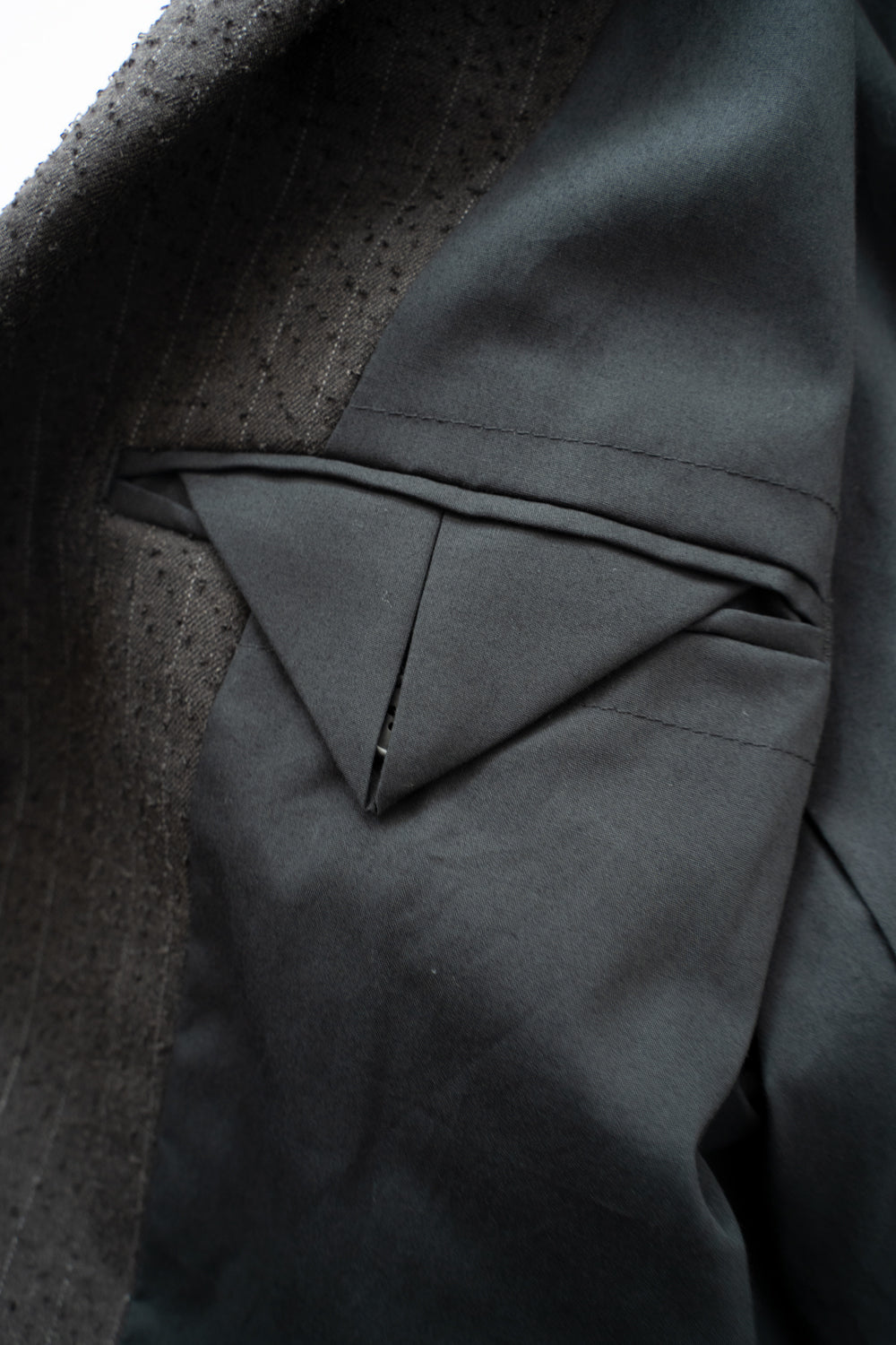 【ラスト1点】Double Breasted Semi Long Blazer（IRON BROWN STRIPES）