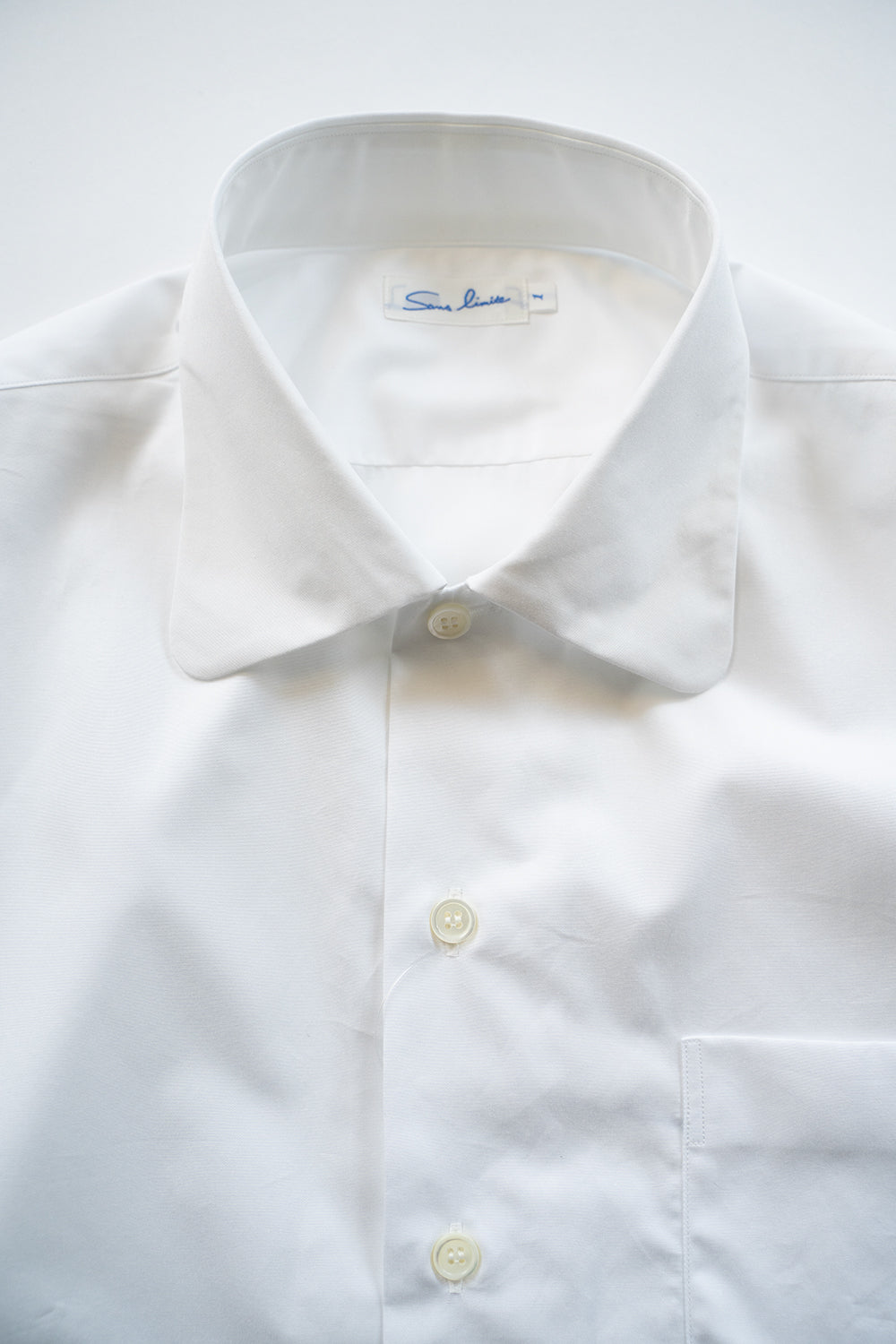 SH04B ブロードボックスNEWワイドカラーシャツ（WHITE）