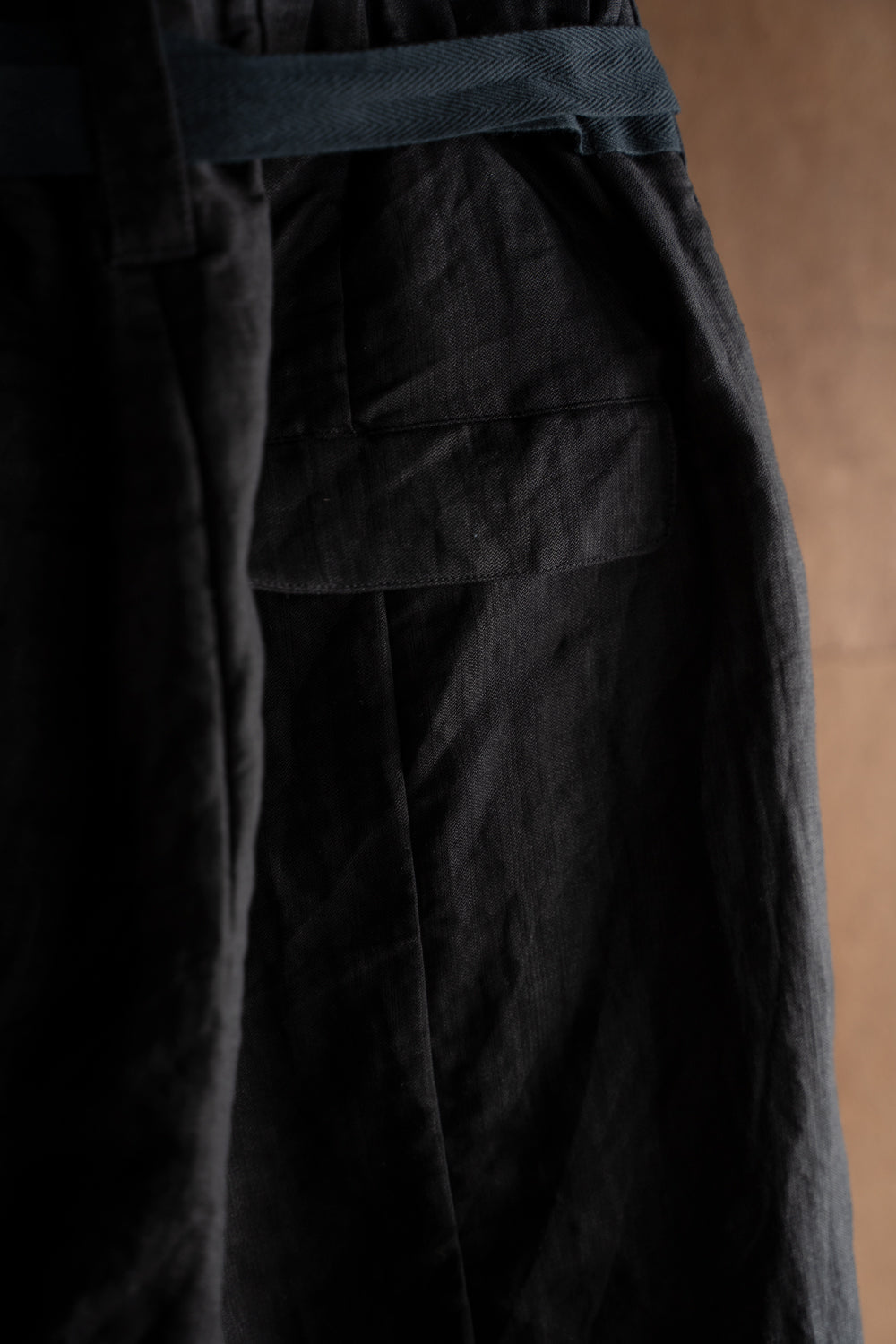 Egg Shape Easy Trousers "OVUM"-DB（BLACK）