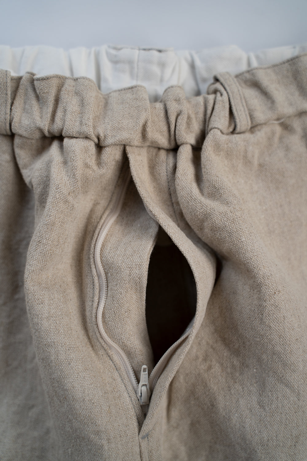 亜麻苧麻ワイドパンツ(生成)
